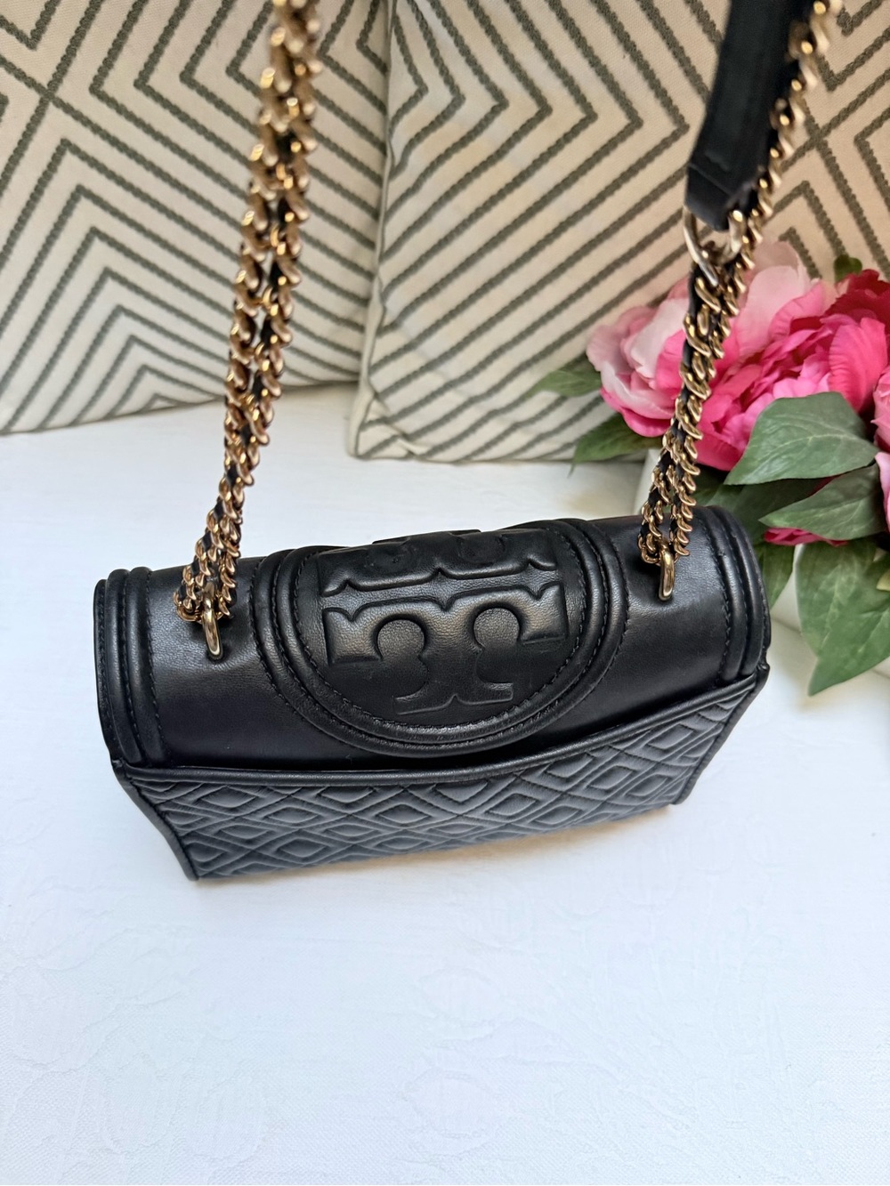Tory Burch Black Quilted Leather Crossbody with Gold Chain - Picture 7 of 13
